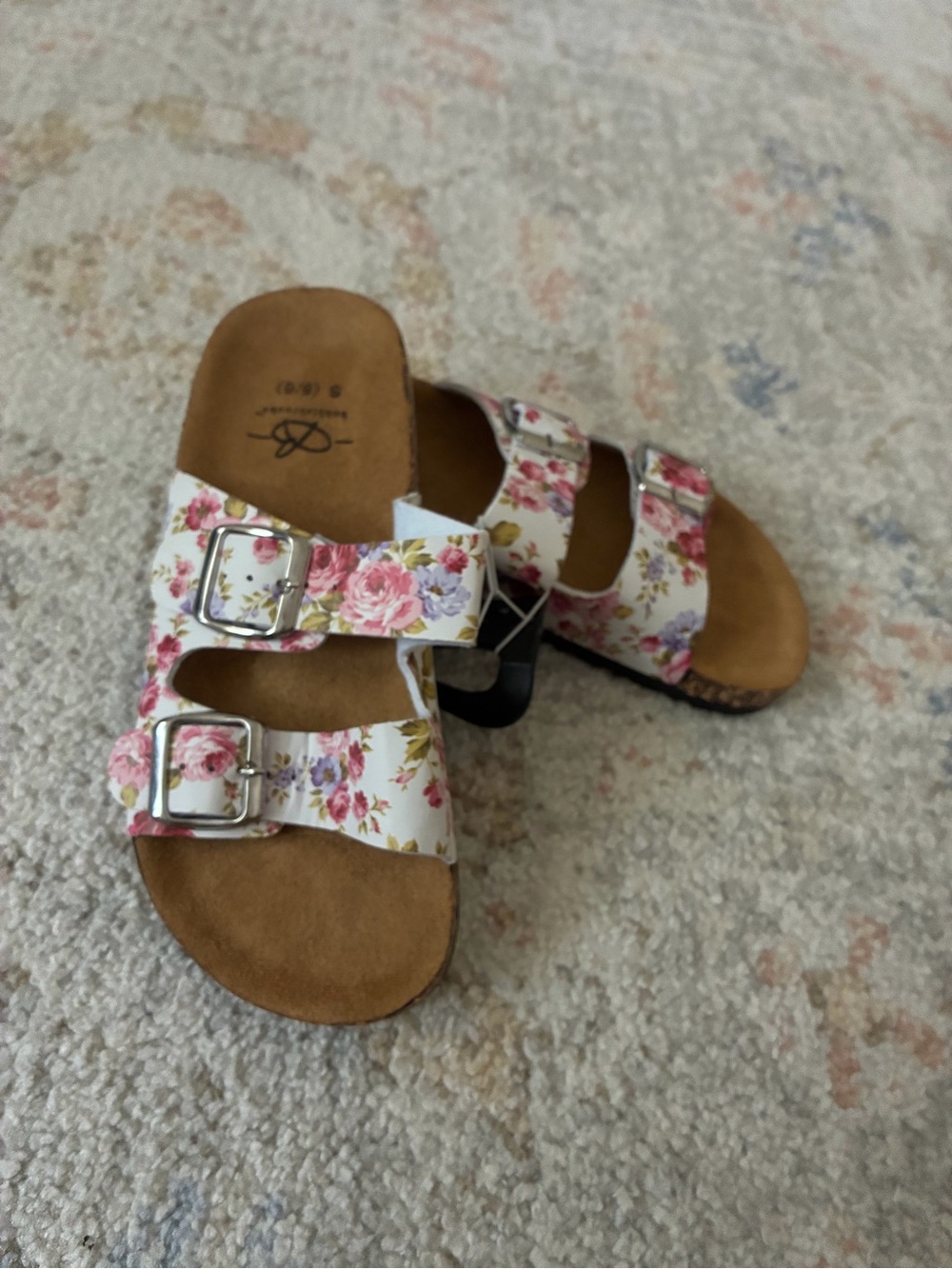 NWT- Women’s Bobbie Brooks Pink Floral Double-Buckle Slides Size 5/6